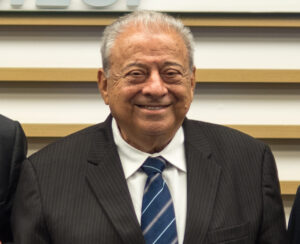 Leia mais sobre o artigo Cerimônia em homenagem ao Ministro da Agricultura Alysson Paolinelli